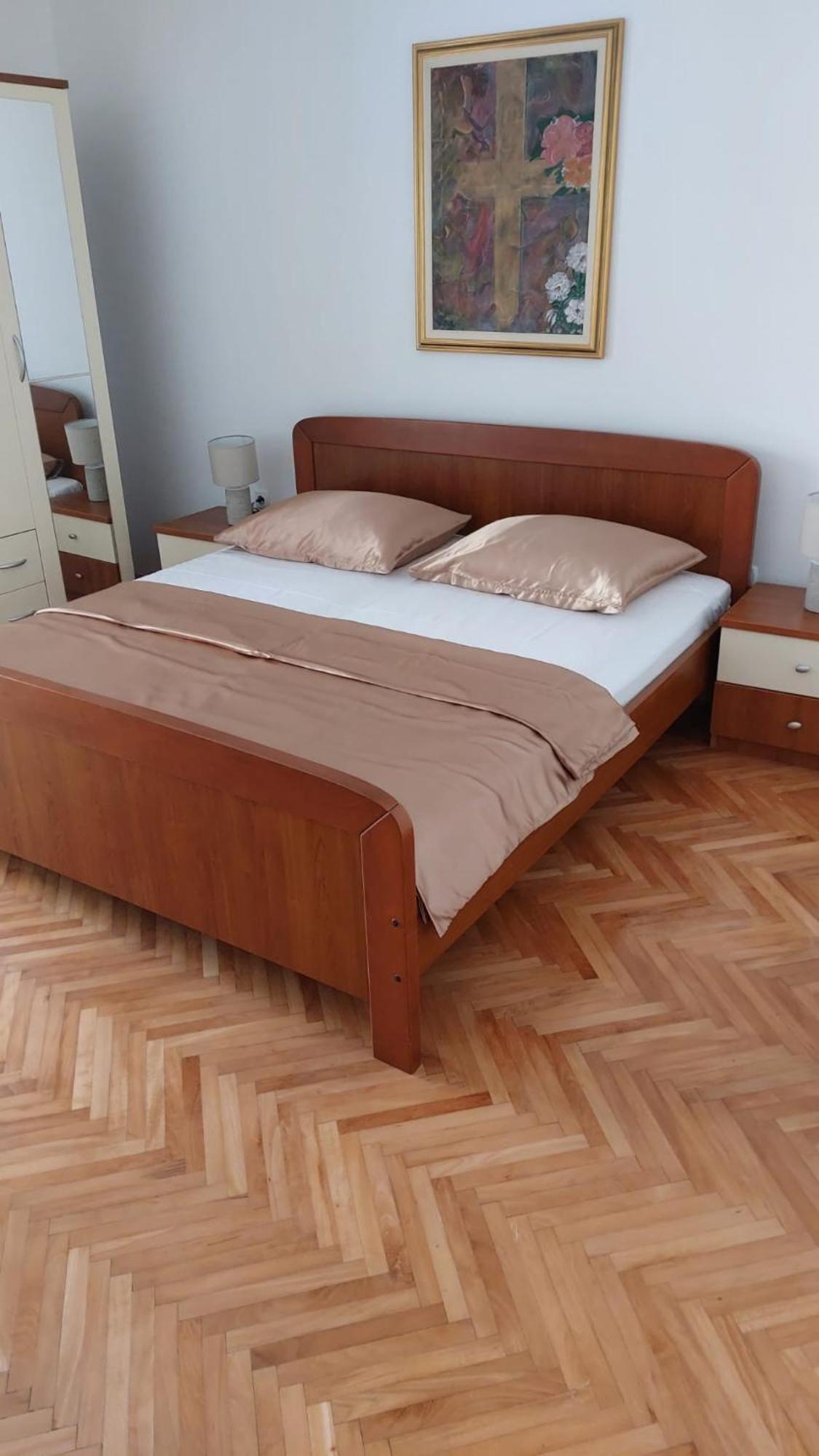 Mucic Apartments Макарска Экстерьер фото