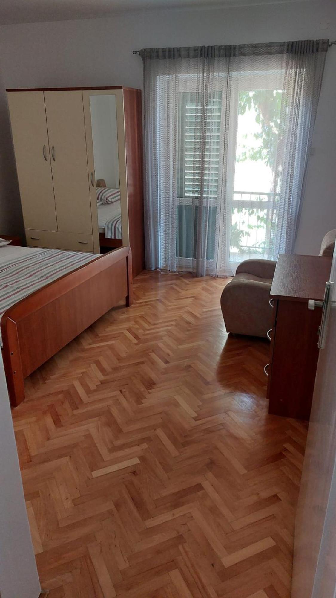 Mucic Apartments Макарска Экстерьер фото