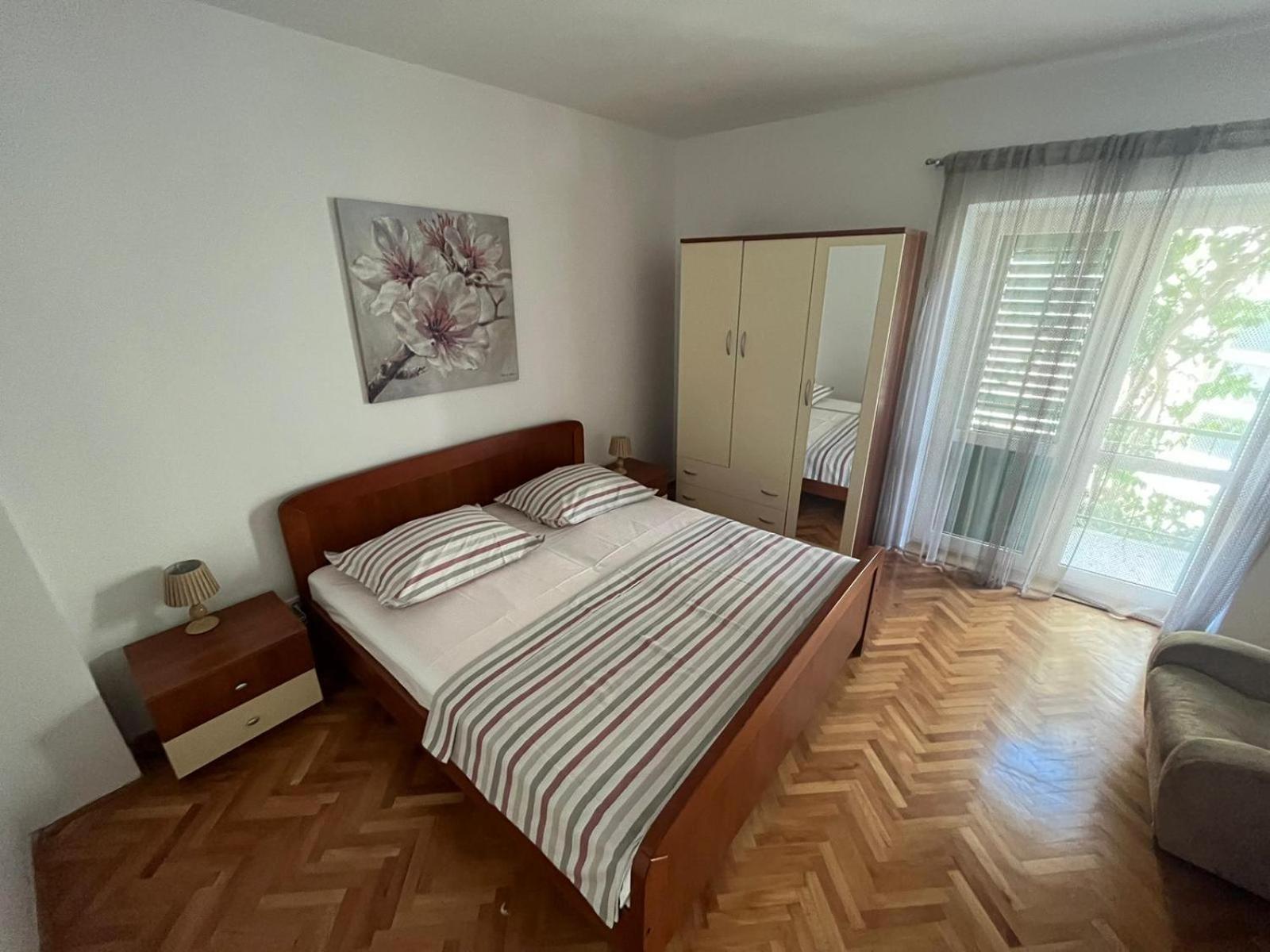 Mucic Apartments Макарска Экстерьер фото
