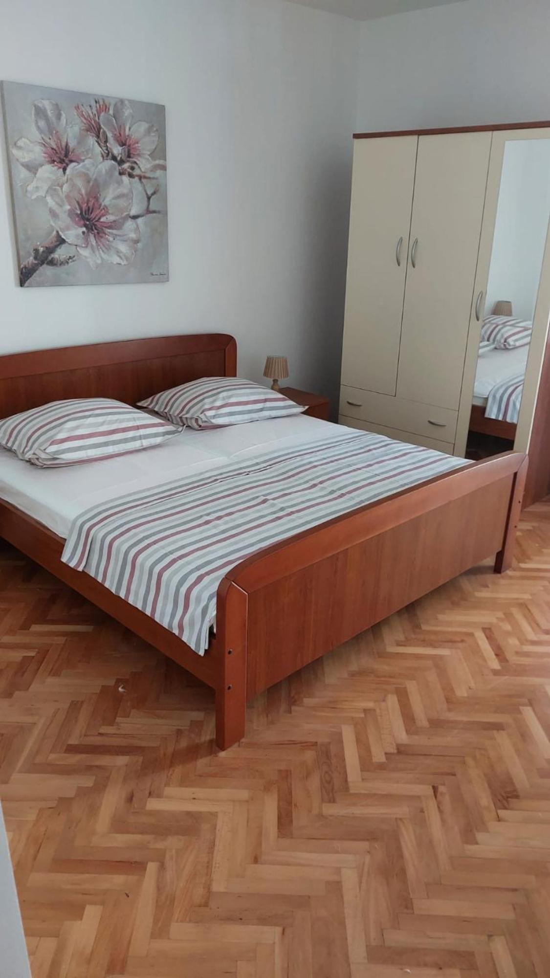 Mucic Apartments Макарска Экстерьер фото