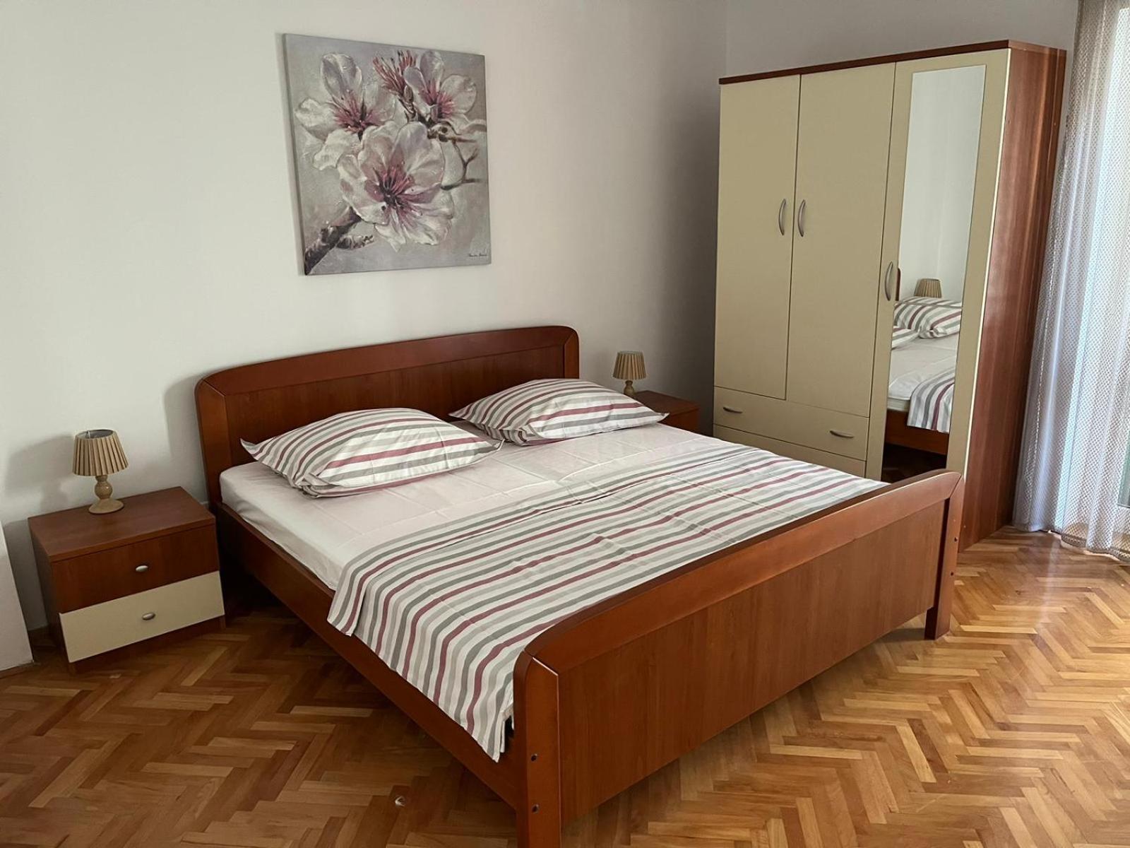 Mucic Apartments Макарска Экстерьер фото