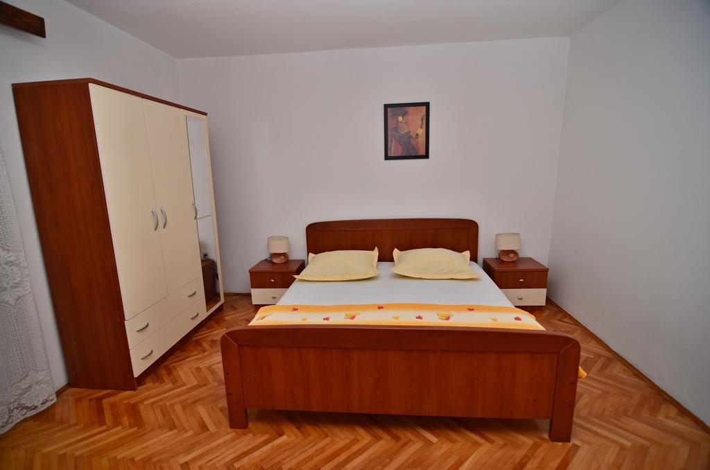 Mucic Apartments Макарска Экстерьер фото