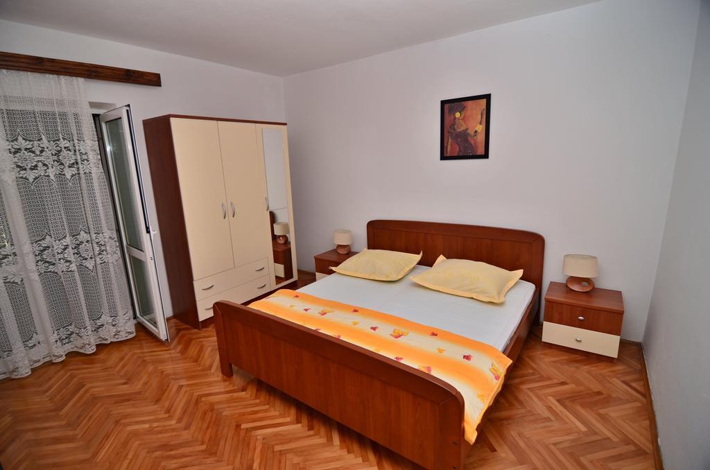 Mucic Apartments Макарска Экстерьер фото