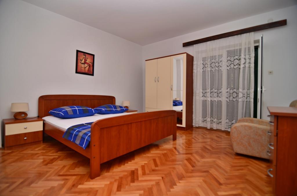 Mucic Apartments Макарска Экстерьер фото