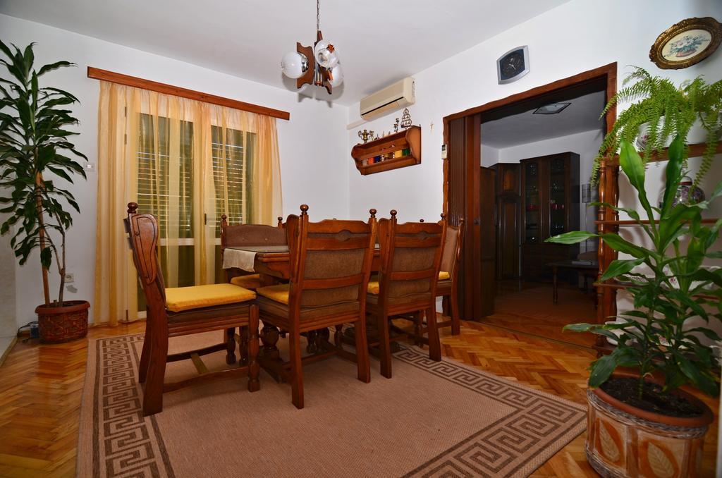 Mucic Apartments Макарска Экстерьер фото