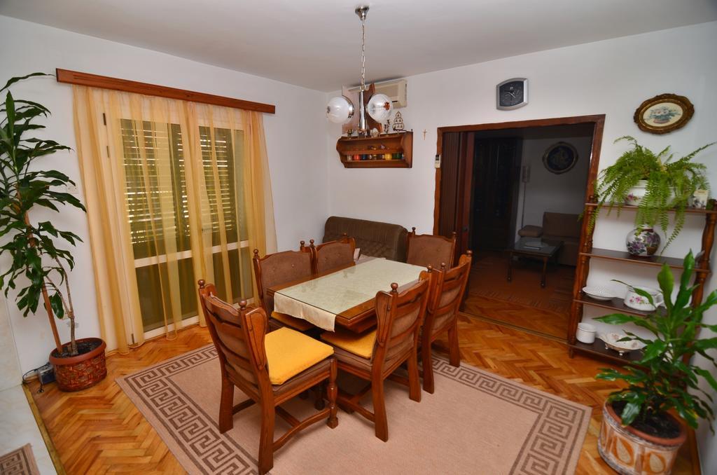 Mucic Apartments Макарска Экстерьер фото