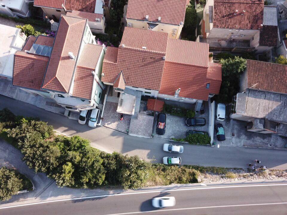 Mucic Apartments Макарска Экстерьер фото